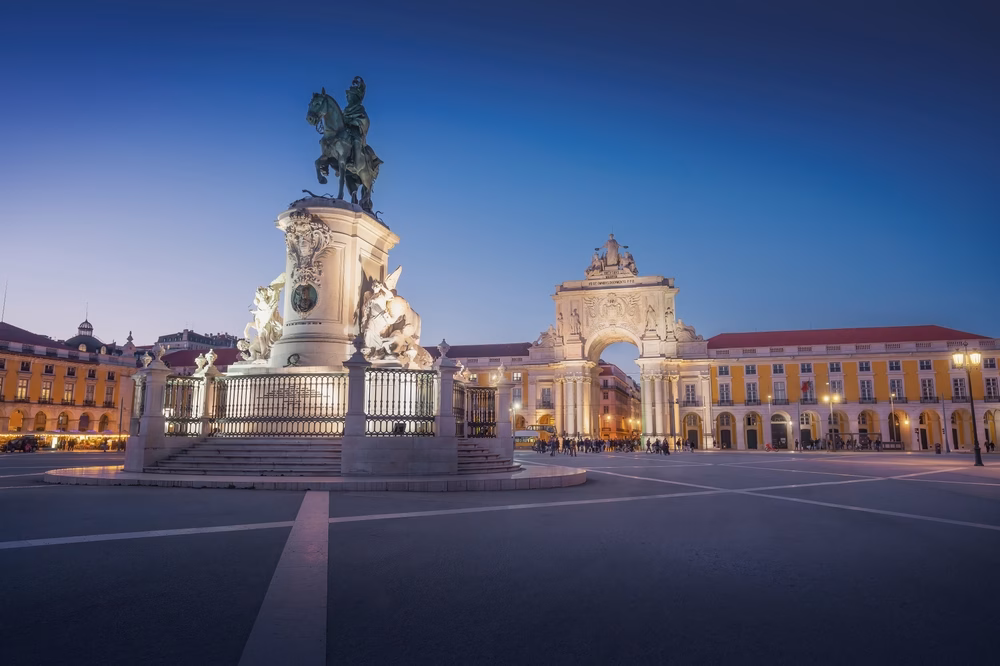 Praca,Do,Comercio,Plaza,With,King,Dom,Jose,I,Statue
